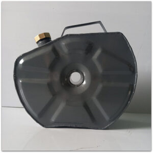 Канистра для бензина на 8 литров Канистра для бензина на 8 литров