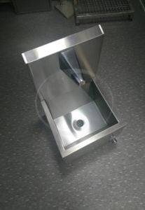 Мойка с клапаном из нержавейки