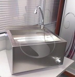 Мойка с клапаном бесконтактная из нержавейки